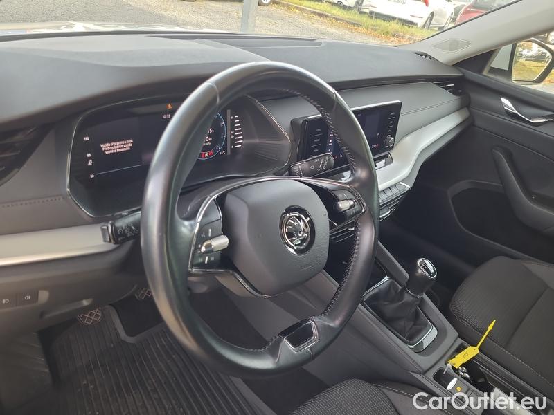  Skoda  Octavia  Combi (NX3)(2020) Oct.C.2.0 TDI 110 Ambition #7