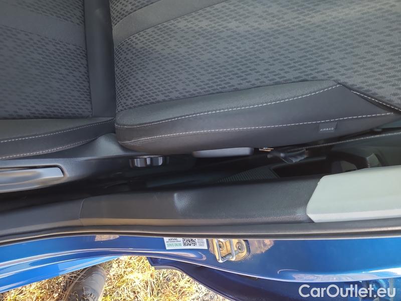  Skoda  Octavia  Combi (NX3)(2020) Oct.Combi 2.0TDI 110 Style AT #19