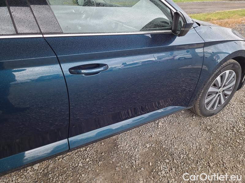  Skoda  Superb  Combi (3T5)(2010) Sup.C.FL2.0TDI 110 Style AT #6