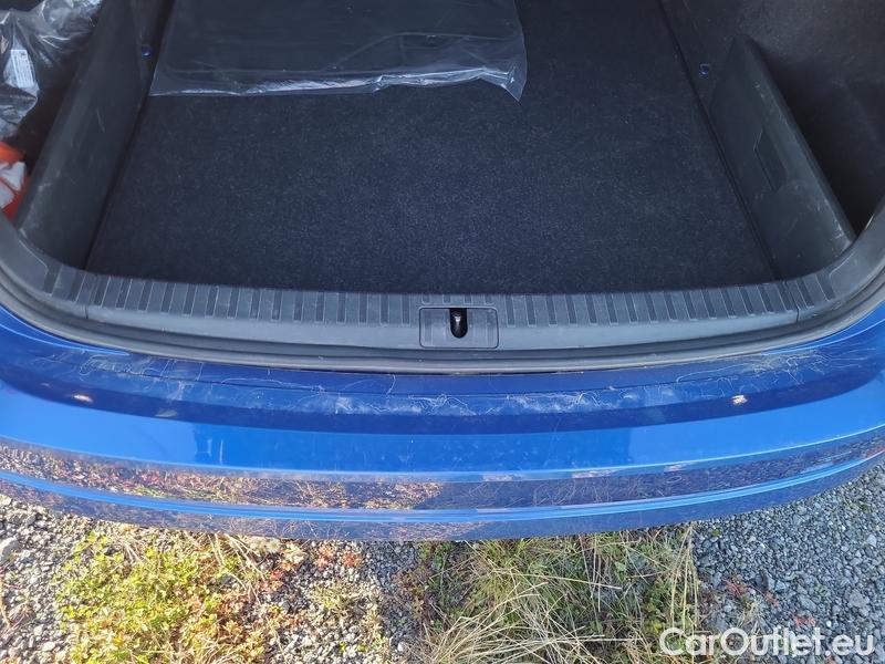  Skoda  Octavia  Combi (NX3)(2020) Oct.Combi 2.0TDI 110 Style AT #11