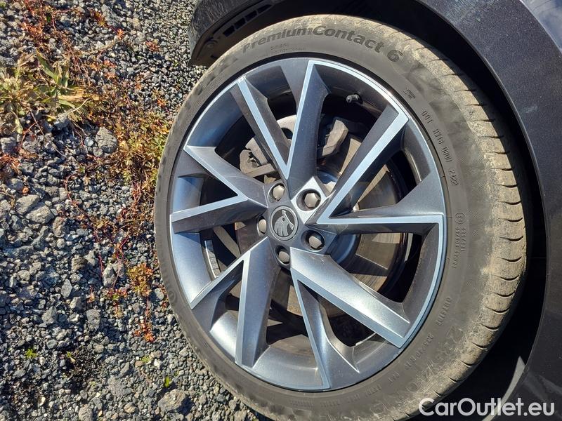  Skoda  Superb  Combi (3T5)(2010) Sup.Com.2.0TSI 200 Spor.4x4 AT #3