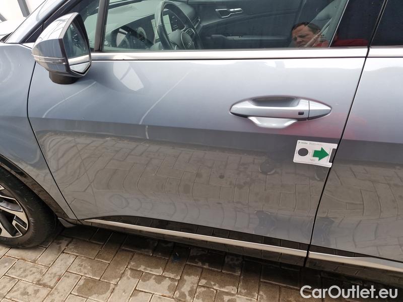  KIA  Sportage  (NQ5)(2022->) Sport.1.6TGDI 130 TOP 4x4 AT #3