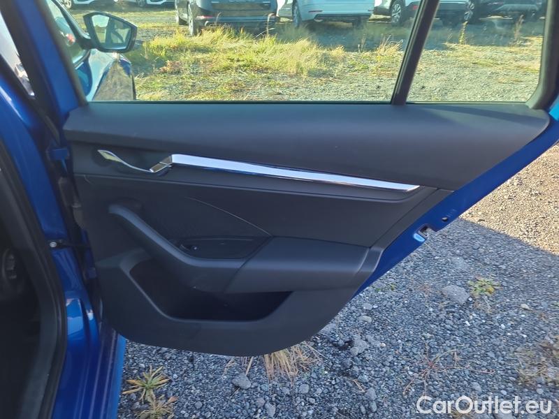  Skoda  Octavia  Combi (NX3)(2020) Oct.Combi 2.0TDI 110 Style AT #10