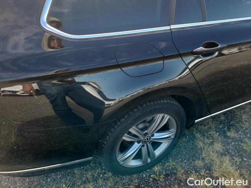  Volkswagen  Passat  Variant (CB5) (2019) Pas.Var.2.0TDI 140 Elegance AT #35