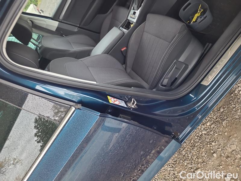  Skoda  Superb  Combi (3T5)(2010) Sup.C.FL2.0TDI 110 Style AT #10