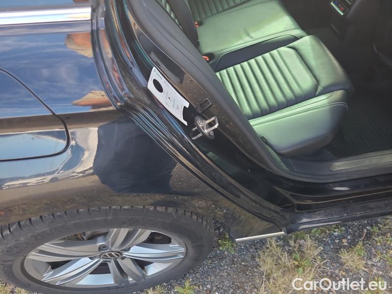 Volkswagen  Passat  Variant (CB5) (2019) Pas.Var.2.0TDI 140 Elegance AT #38