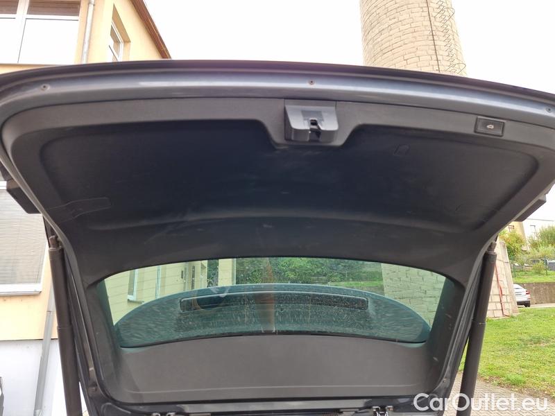  Skoda  Octavia  Combi (NX3)(2020) Oct.Combi 2.0TSI 180 RS AT #11