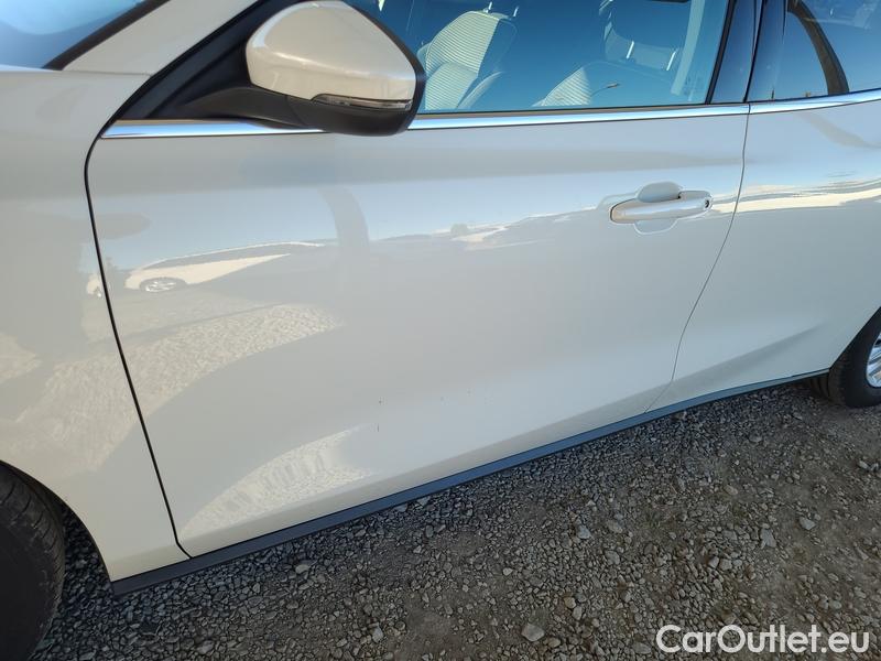  Ford  Focus   (CGE)(2018->) Foc.Kom.1.5EB 150 Titanium AT #2