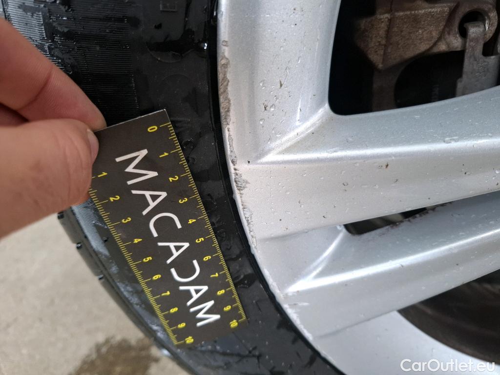  Bmw  Serie 2 BMW  Active Tourer / 2018 / 5P / monospace 225xe Business Design Auto #68