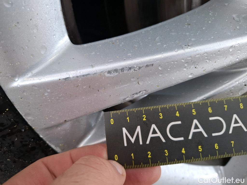  Bmw  Serie 2 BMW  Active Tourer / 2018 / 5P / monospace 225xe Business Design Auto #48