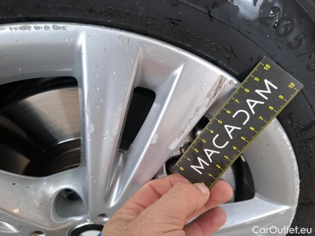  Bmw  Serie 2 BMW  Active Tourer / 2018 / 5P / monospace 225xe Business Design Auto #60