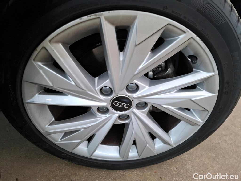  Audi  A3  Sportback 30 TFSI Design Luxe 1.0 TFSI 110CV BVA7 E6d #16