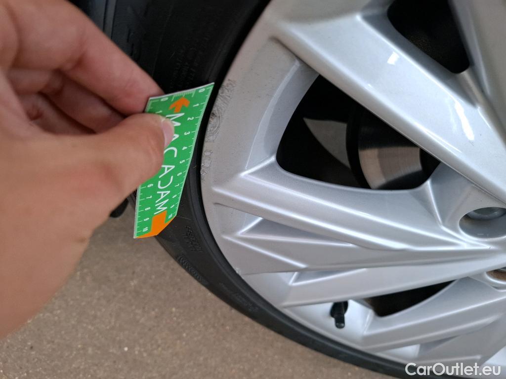  Audi  A3  Sportback 30 TFSI Design Luxe 1.0 TFSI 110CV BVA7 E6d #14