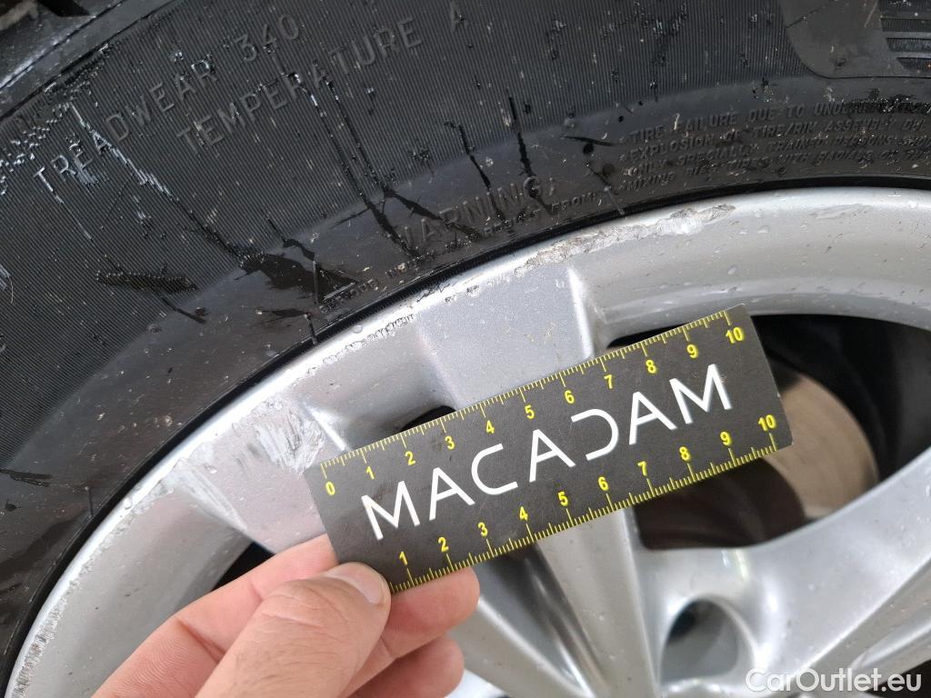  Bmw  Serie 2 BMW  Active Tourer / 2018 / 5P / monospace 225xe Business Design Auto #70