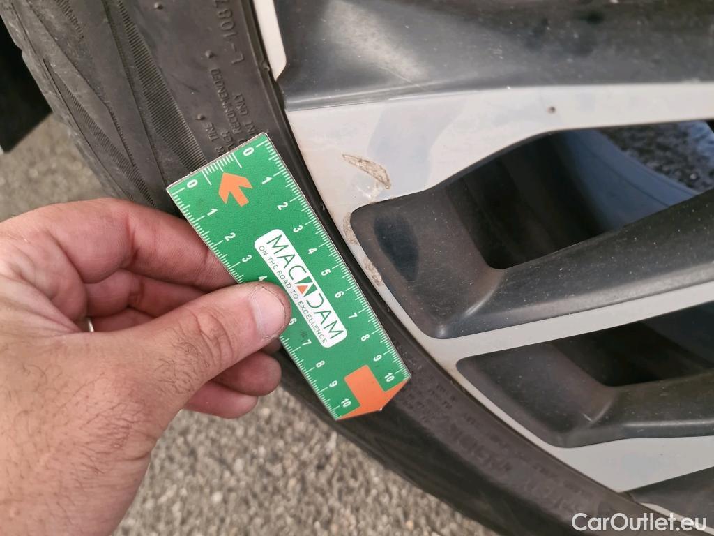  Fiat  500 FIAT X / 2018 / 5P / SUV 1.0 FFly T T3 120ch Cross #50