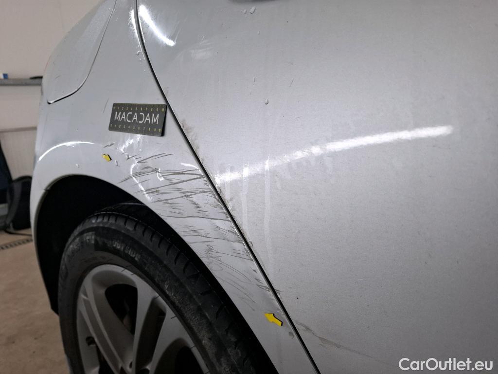  Mercedes  A-Klasse MERCEDES-BENZ Classe A Compact / 2018 / 5P / Berline A 250 e Business Line 8G-DCT #2