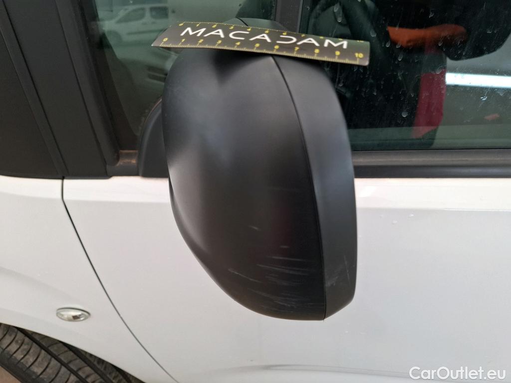  Citroen  Berlingo  Fourgon Driver M 1000 1.5 BlueHDi 100CV BVM5 E6dT #90