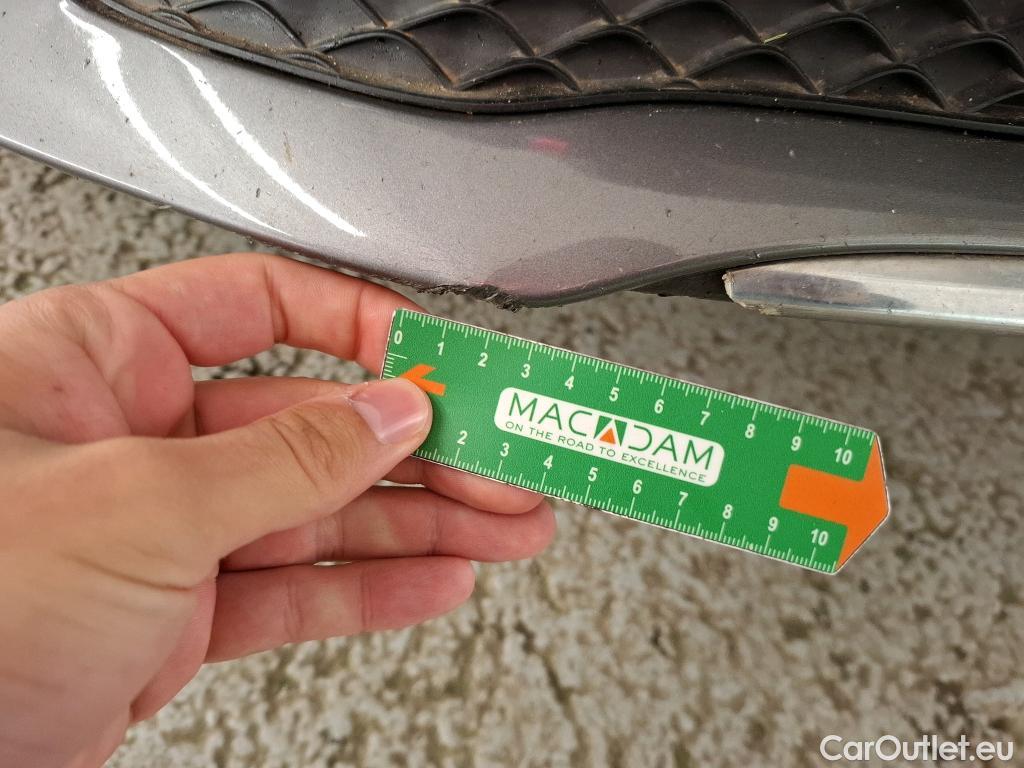  Mercedes  CLA-Klasse MERCEDES-BENZ CLA Shooting Brake / 2019 / 5P / Break CLA 180 Business Line BA7 #4