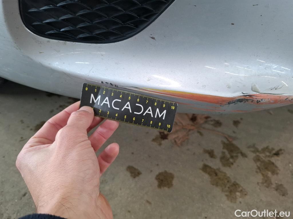  Mercedes  A-Klasse MERCEDES-BENZ Classe A Compact / 2018 / 5P / Berline A 250 e Business Line 8G-DCT #9