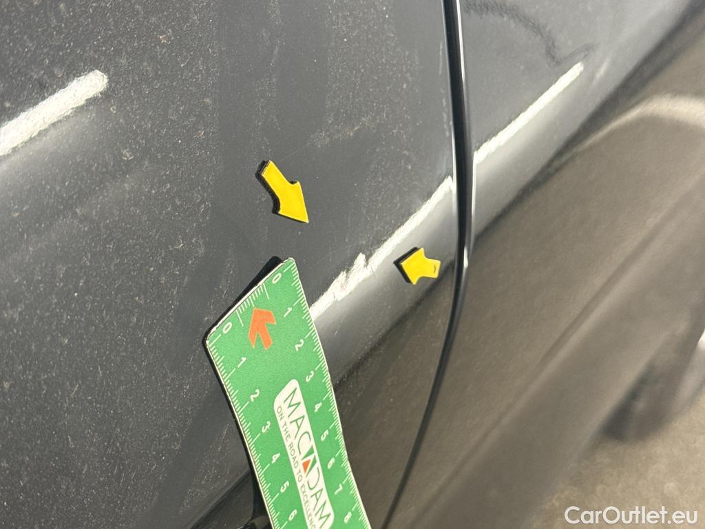  Ford  Kuga FORD  / 2019 / 5P / SUV 2.5 190 hybrid Flexifuel Pshift Titanium #35