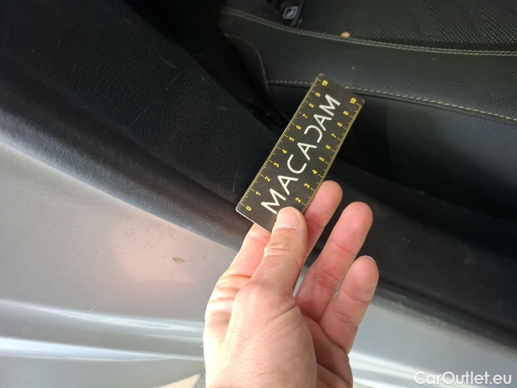  Mercedes  A-Klasse MERCEDES-BENZ Classe A Compact / 2018 / 5P / Berline A 250 e Business Line 8G-DCT #74