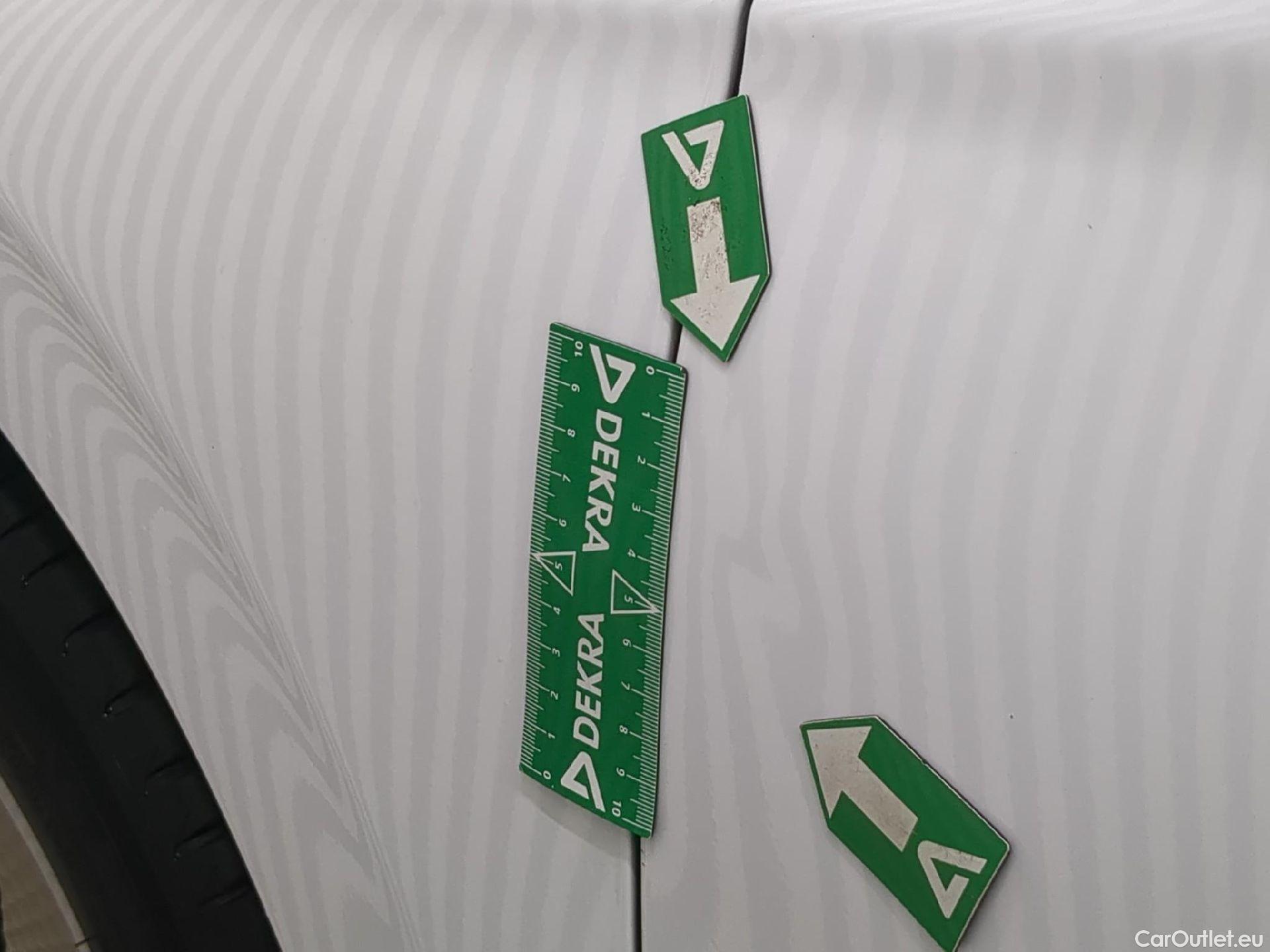  Hyundai   Ioniq Ioniq Executive Hybrid 1.6 GDI 140CV BVA6 E6dT #20