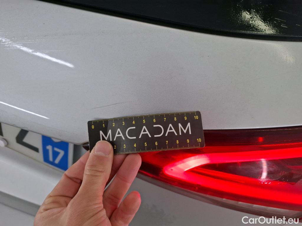  Mercedes  A-Klasse MERCEDES-BENZ Classe A Compact / 2018 / 5P / Berline A 250 e Business Line 8G-DCT #98