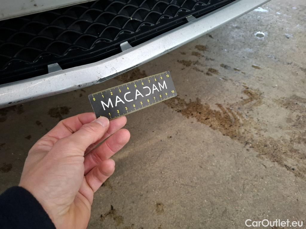  Mercedes  A-Klasse MERCEDES-BENZ Classe A Compact / 2018 / 5P / Berline A 250 e Business Line 8G-DCT #16