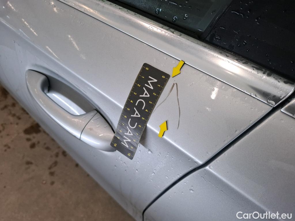  Mercedes  A-Klasse MERCEDES-BENZ Classe A Compact / 2018 / 5P / Berline A 250 e Business Line 8G-DCT #89