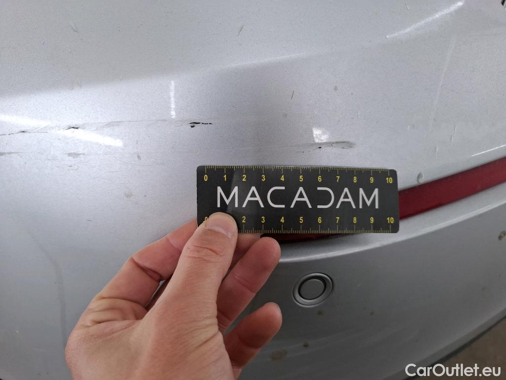  Mercedes  A-Klasse MERCEDES-BENZ Classe A Compact / 2018 / 5P / Berline A 250 e Business Line 8G-DCT #29