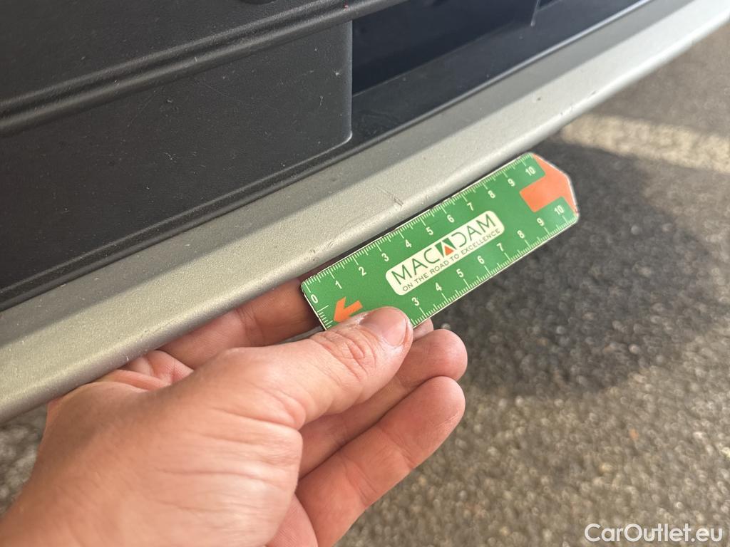  Ford  Kuga FORD  / 2019 / 5P / SUV 2.5 190 hybrid Flexifuel Pshift Titanium #12