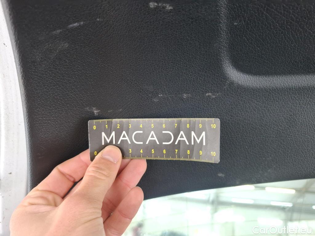  Mercedes  A-Klasse MERCEDES-BENZ Classe A Compact / 2018 / 5P / Berline A 250 e Business Line 8G-DCT #62