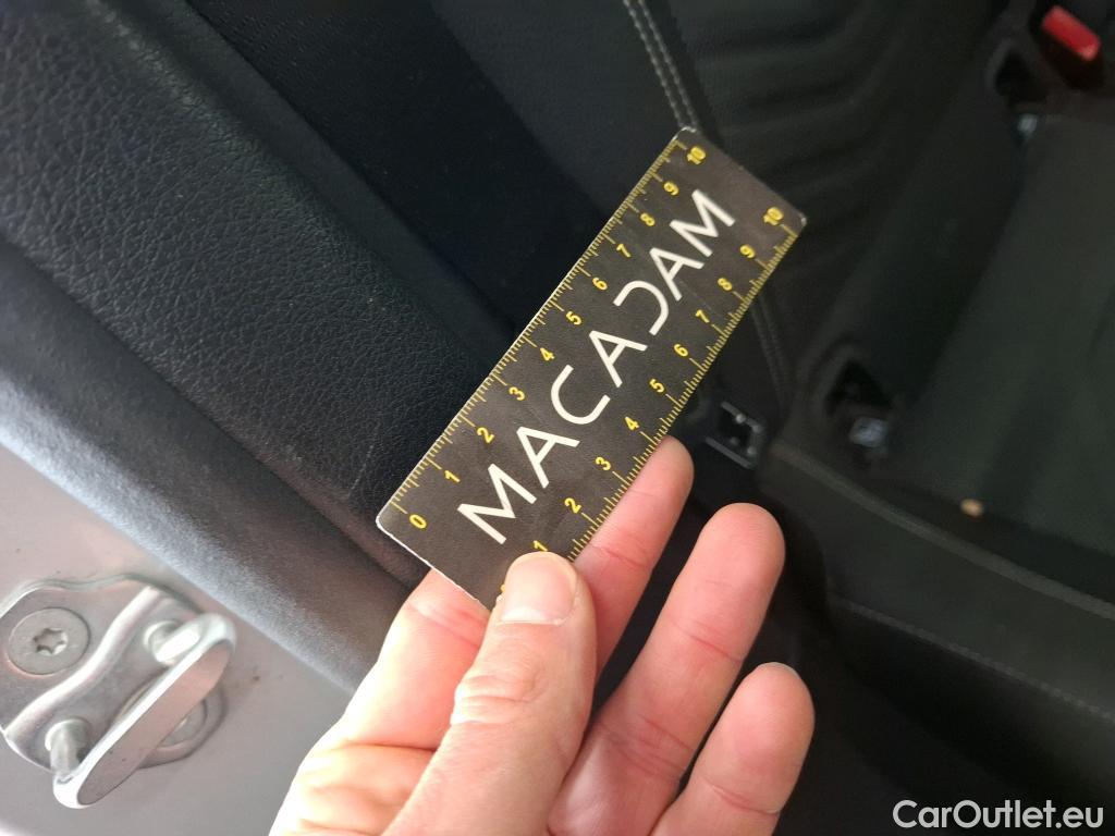  Mercedes  A-Klasse MERCEDES-BENZ Classe A Compact / 2018 / 5P / Berline A 250 e Business Line 8G-DCT #72