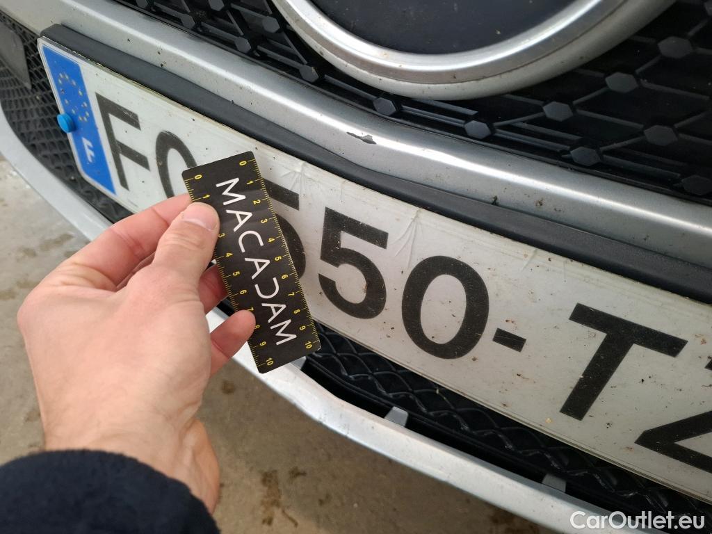  Mercedes  A-Klasse MERCEDES-BENZ Classe A Compact / 2018 / 5P / Berline A 250 e Business Line 8G-DCT #81