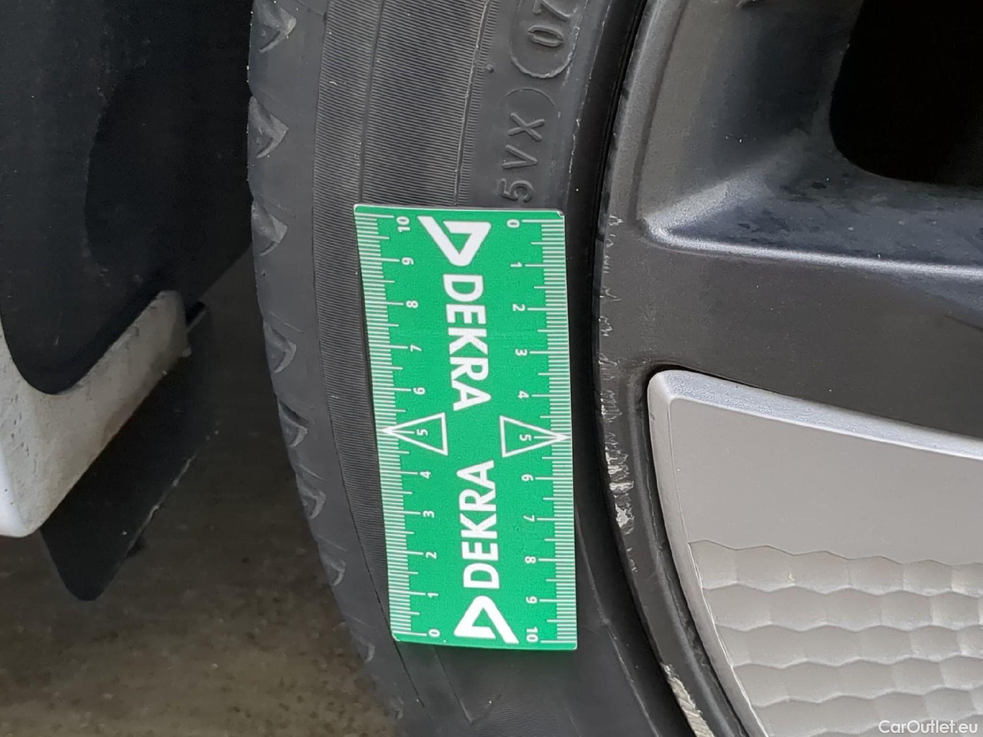  Hyundai   Ioniq Ioniq Executive Hybrid 1.6 GDI 140CV BVA6 E6dT #6