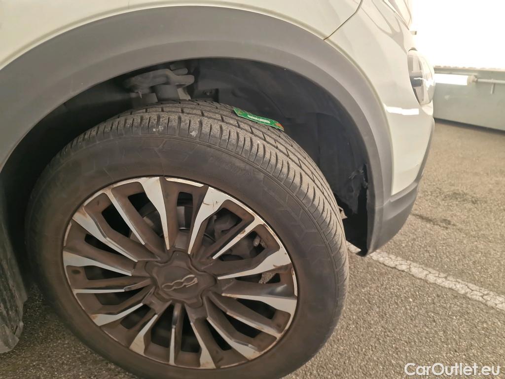  Fiat  500 FIAT X / 2018 / 5P / SUV 1.0 FFly T T3 120ch Cross #8