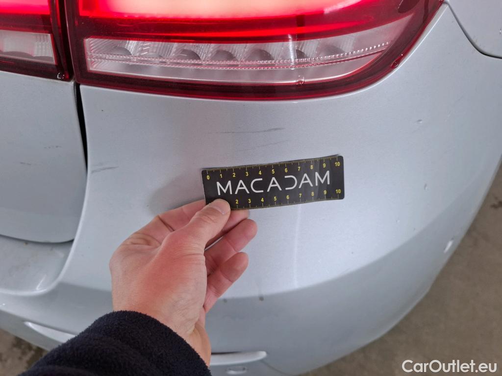  Mercedes  A-Klasse MERCEDES-BENZ Classe A Compact / 2018 / 5P / Berline A 250 e Business Line 8G-DCT #33