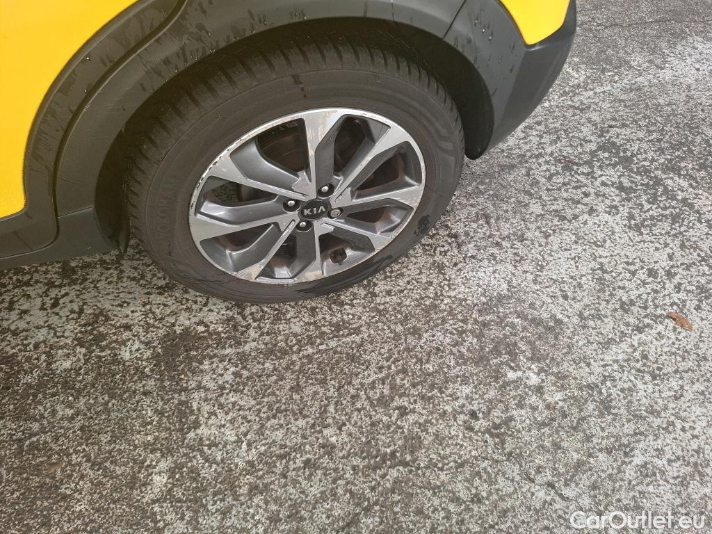 KIA  STONIC KIA  5p SUV 1.0 T-GDI 120 DESIGN #8