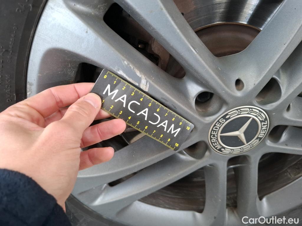  Mercedes  A-Klasse MERCEDES-BENZ Classe A Compact / 2018 / 5P / Berline A 250 e Business Line 8G-DCT #92