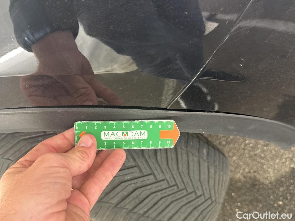  Ford  Kuga FORD  / 2019 / 5P / SUV 2.5 190 hybrid Flexifuel Pshift Titanium #38