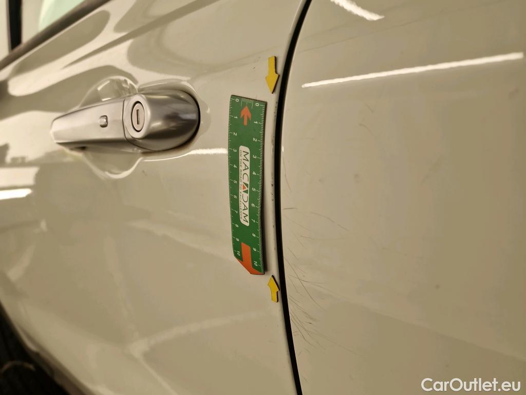  Fiat  500 FIAT X / 2018 / 5P / SUV 1.0 FFly T T3 120ch Cross #38