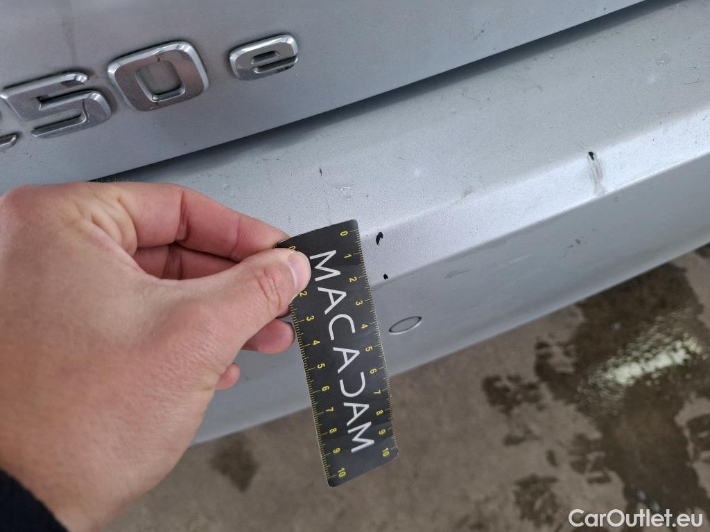  Mercedes  A-Klasse MERCEDES-BENZ Classe A Compact / 2018 / 5P / Berline A 250 e Business Line 8G-DCT #30