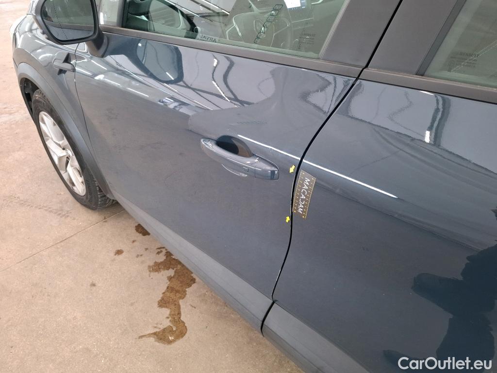  Renault  Captur  II Business 1.3 TCe 140CV BVA7 E6d #44