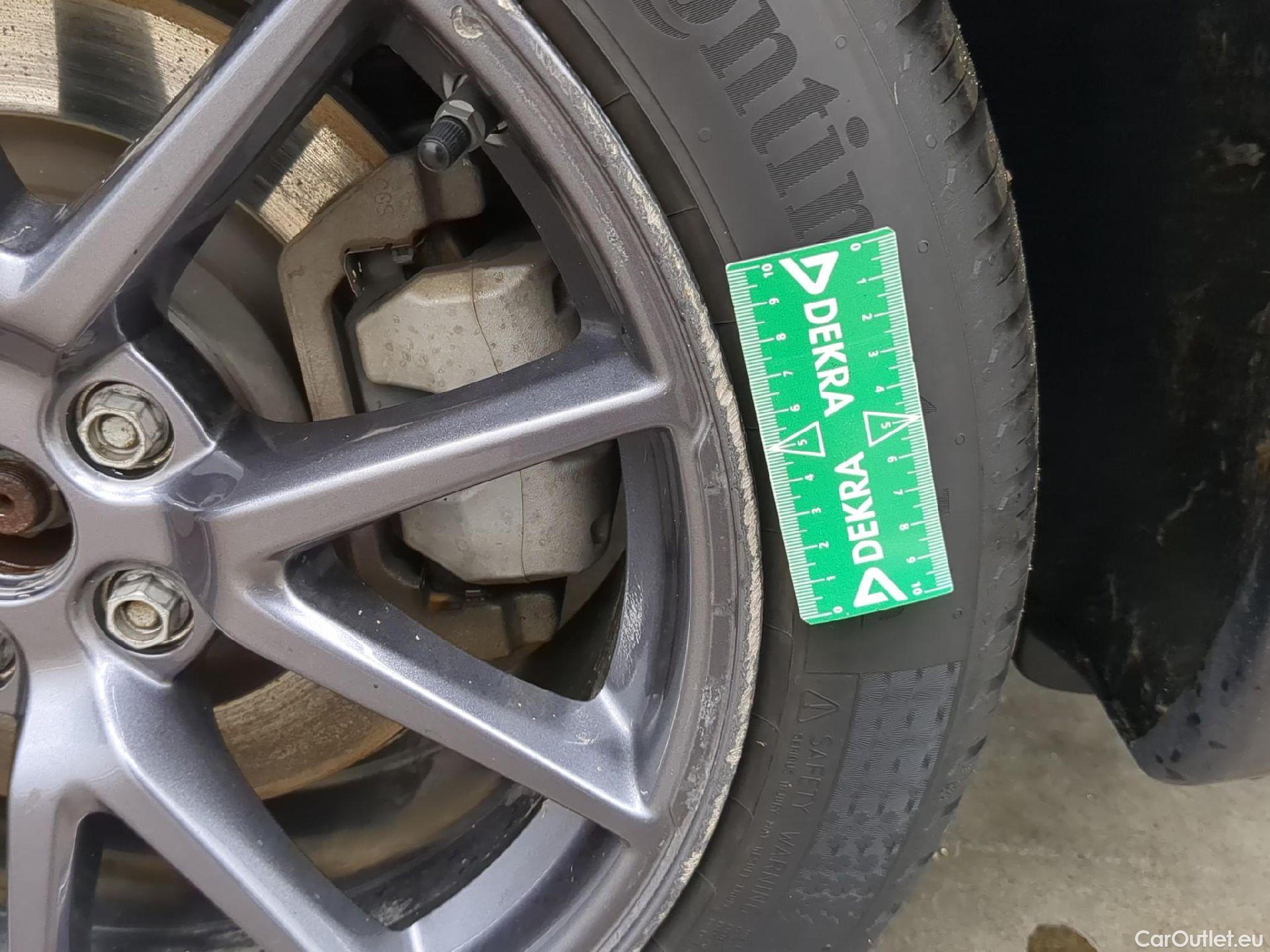  Tesla  Model 3 TESLA  / 2018 / 4P / Berline Grande Autonomie #14