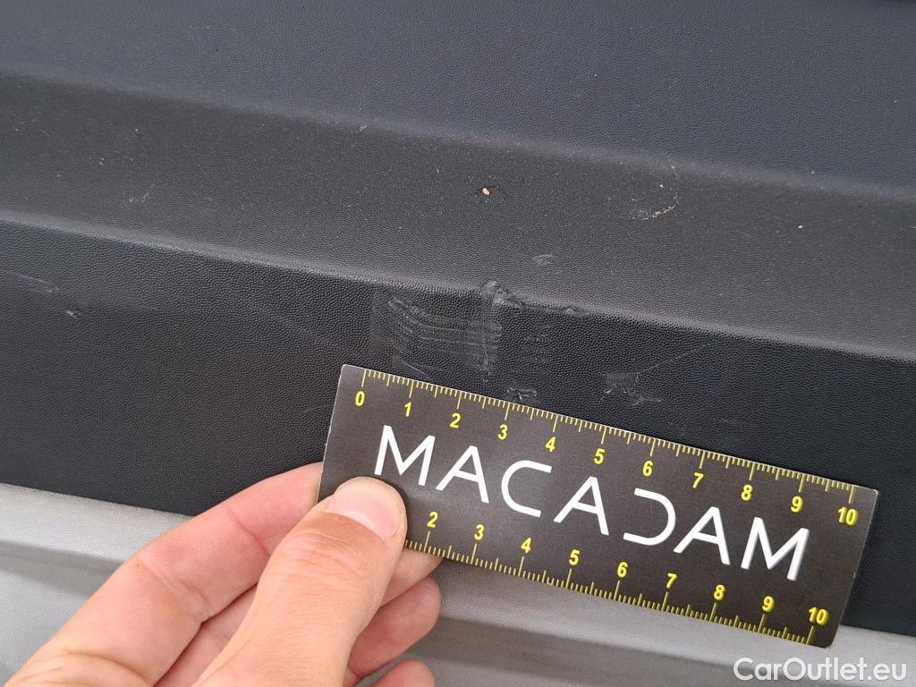  Renault  Captur  II Business 1.3 TCe 140CV BVA7 E6d #28