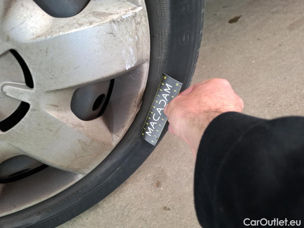  Renault  Kangoo RENAULT  Express / 2013 / 4P / Fourgonnette Gd Volume Confort - Blue dCi 95 #45