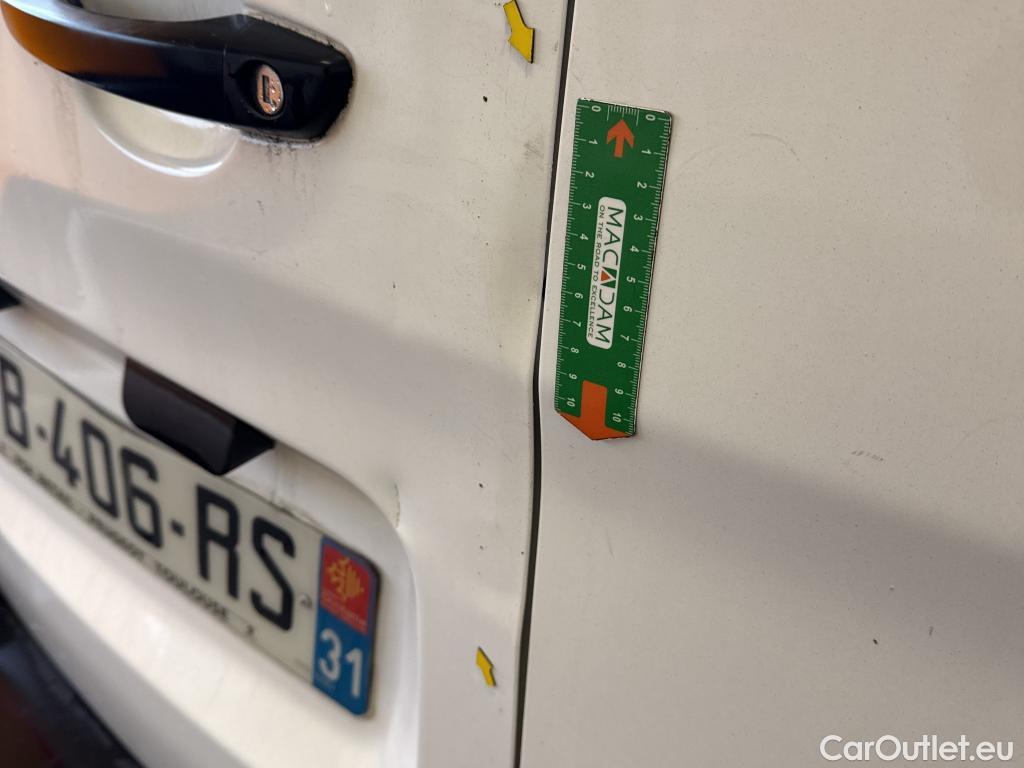  Peugeot  Expert  Kombi L3 2.0 HDi 150CV BVM6 E6dT #26