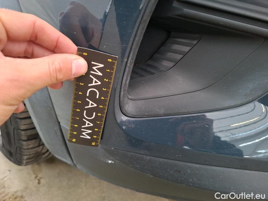  Renault  Captur  II Business 1.3 TCe 140CV BVA7 E6d #16