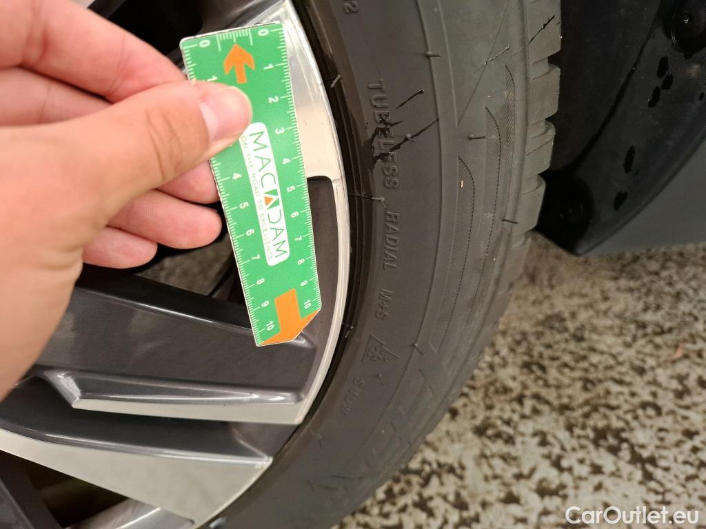  Peugeot  2008  Allure Business 1.2 PureTech 130CV BVM6 E6dT #11