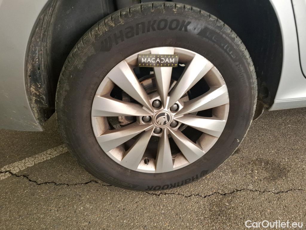  Skoda  KAMIQ  Business 1.5 TSI 150CV BVA7 E6d #5